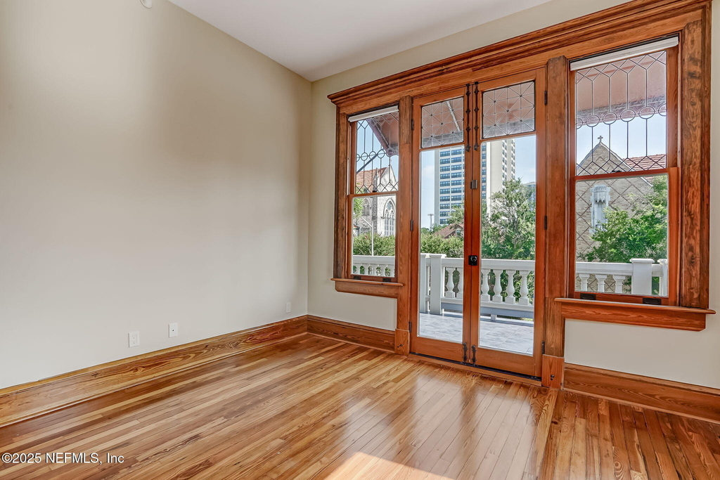 122 E Duval Street - Photo 7