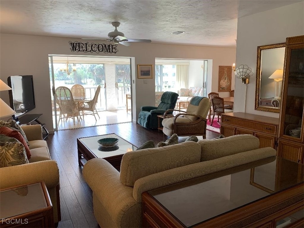 1739 Golf Club Drive - Photo 2