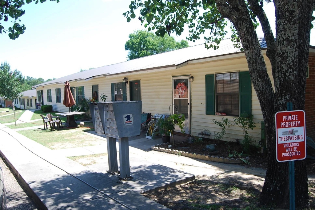 424 Highland Ave - Photo 4