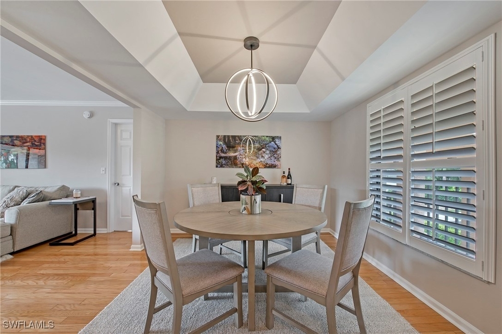 722 10th Avenue S - Photo 4