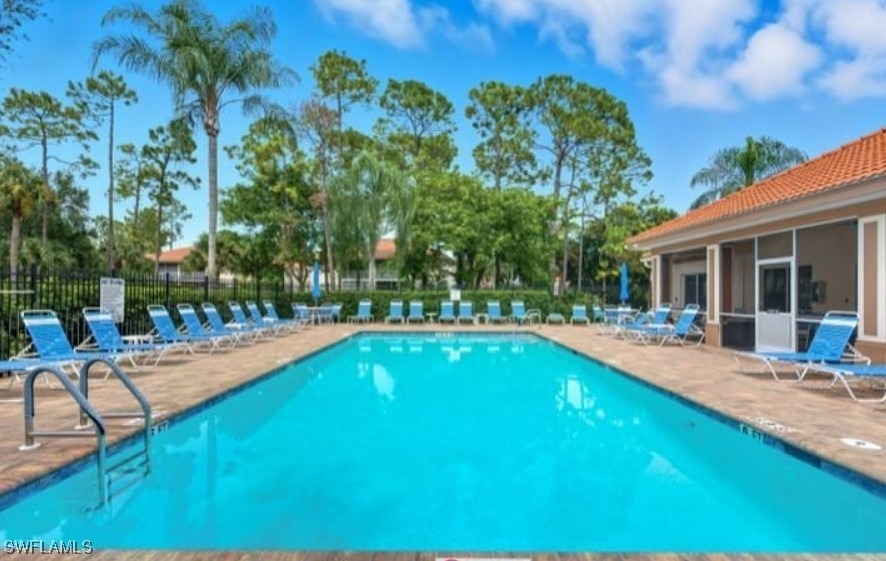 280 Robin Hood Circle - Photo 0