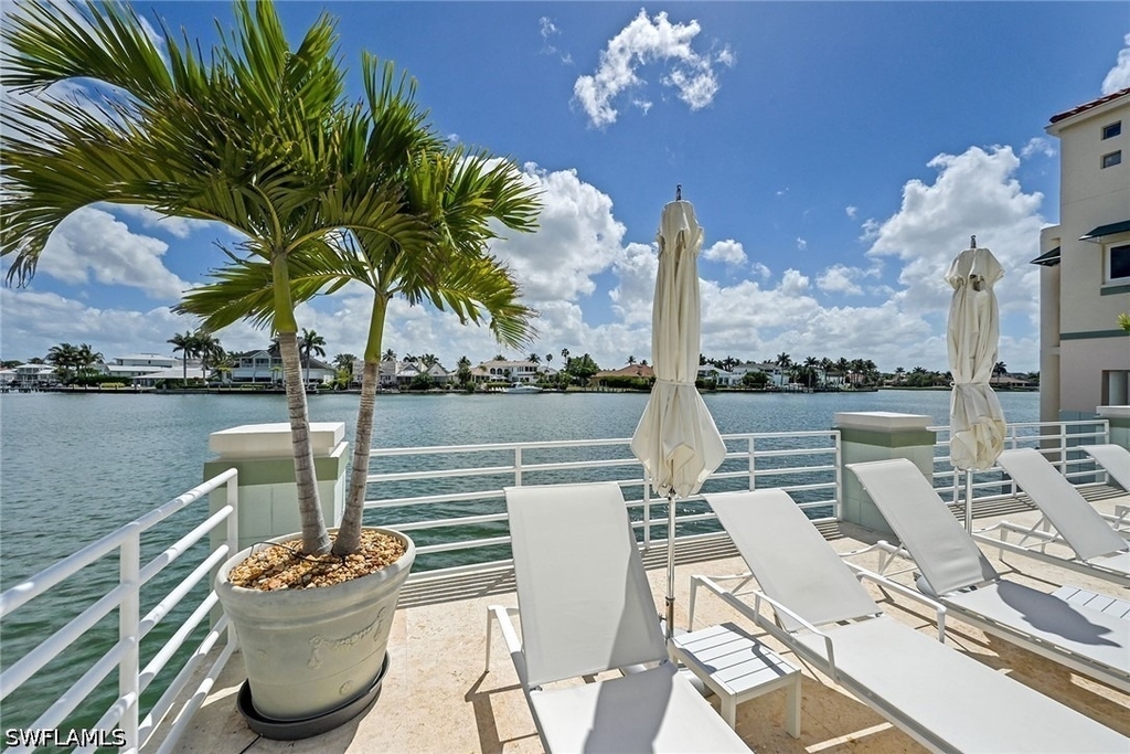 4560 Gulf Shore Boulevard N - Photo 25