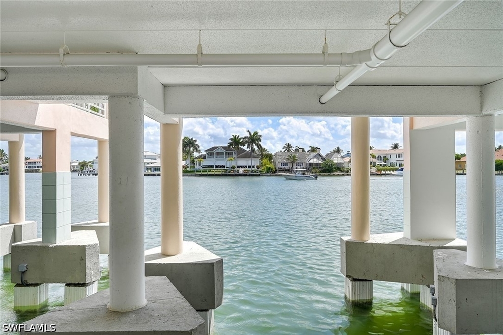 4560 Gulf Shore Boulevard N - Photo 23