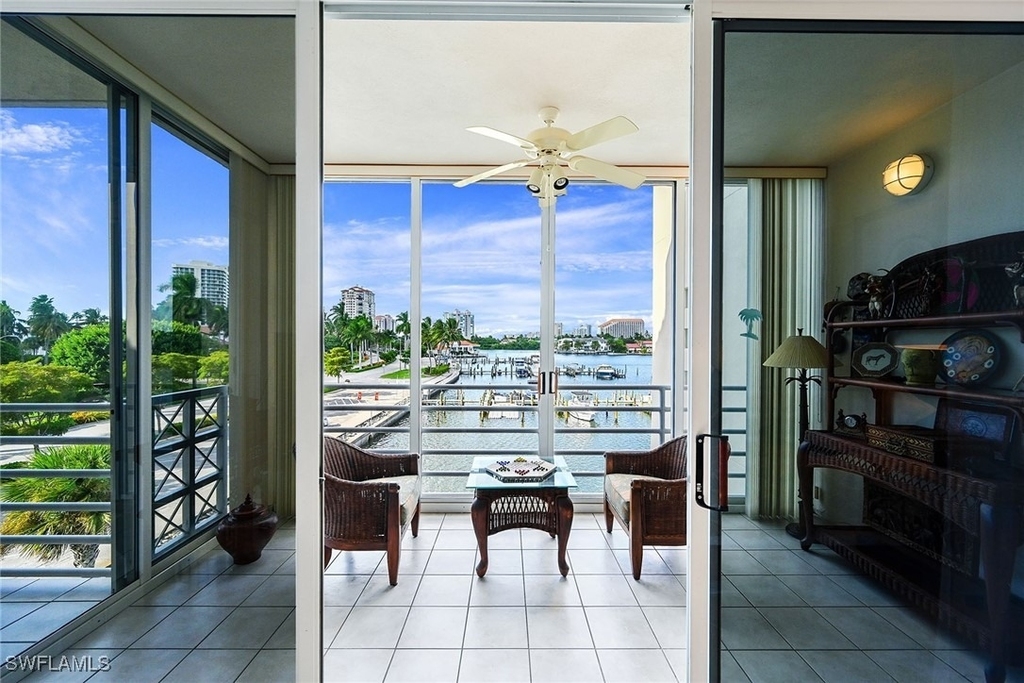 4560 Gulf Shore Boulevard N - Photo 0