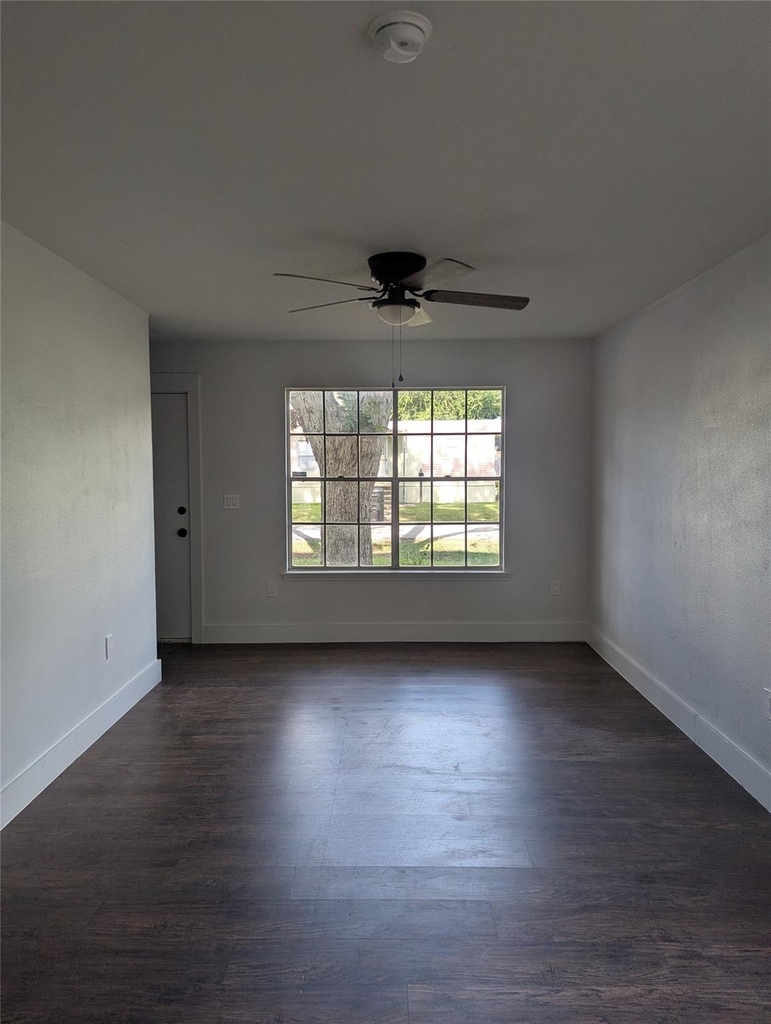 804 Ward Street - Photo 3