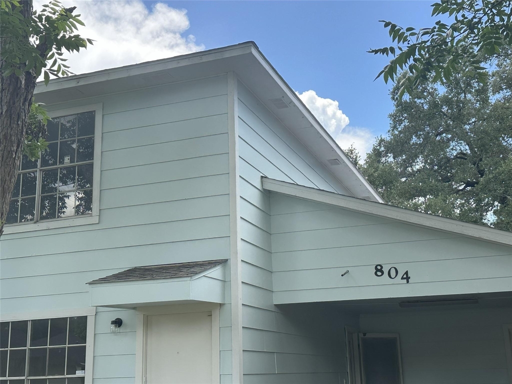 804 Ward Street - Photo 1