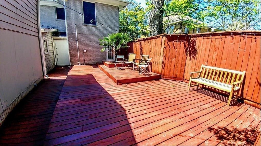1409 Wentworth Street - Photo 7