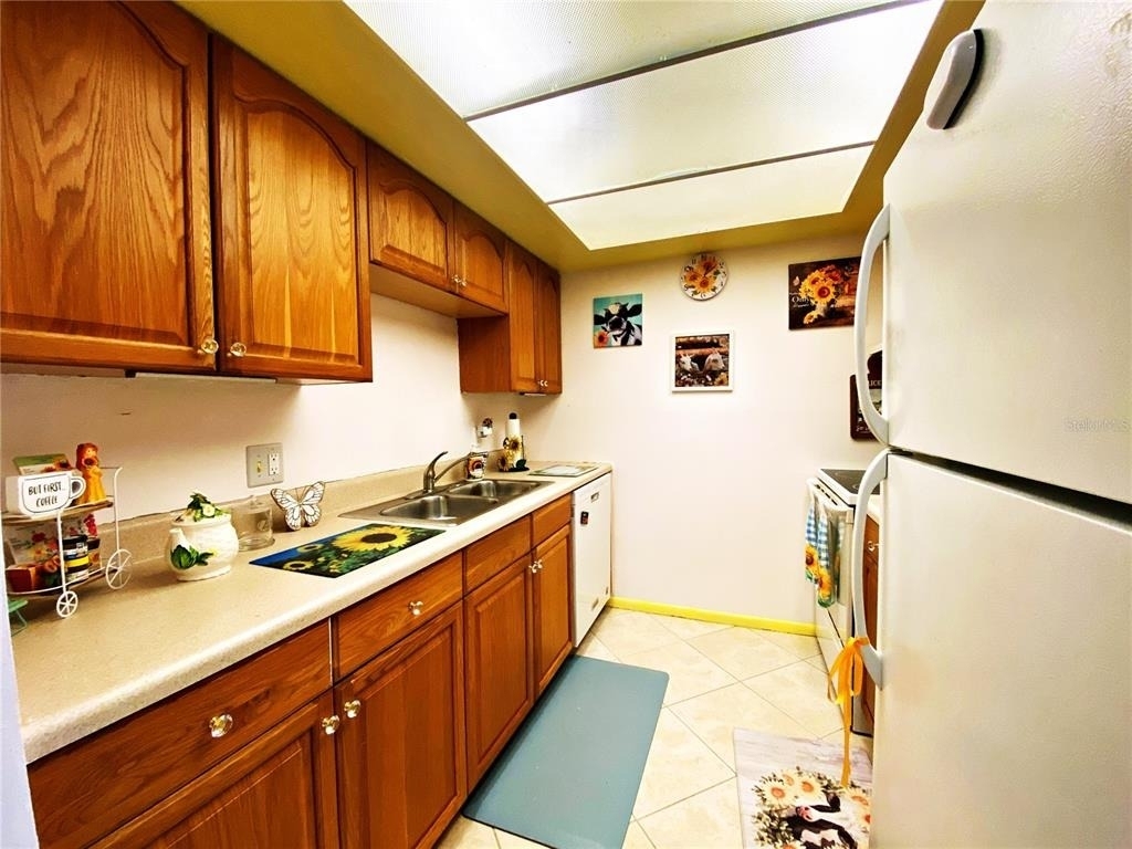 617 N Keene Road - Photo 2