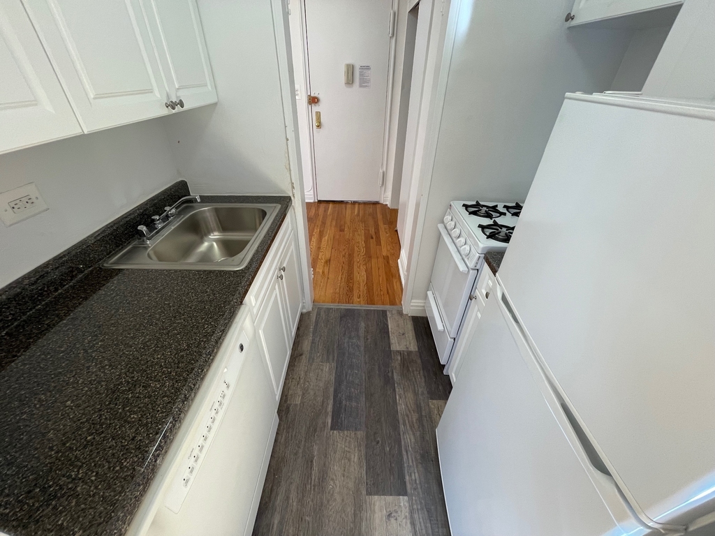 102-20 67th Drive - Photo 3
