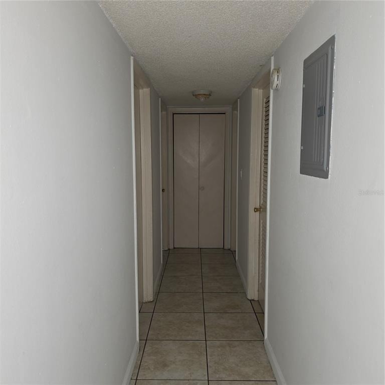 921 W Oak Ridge Road - Photo 3
