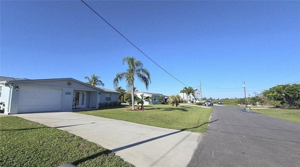 1153 Clark Street - Photo 2