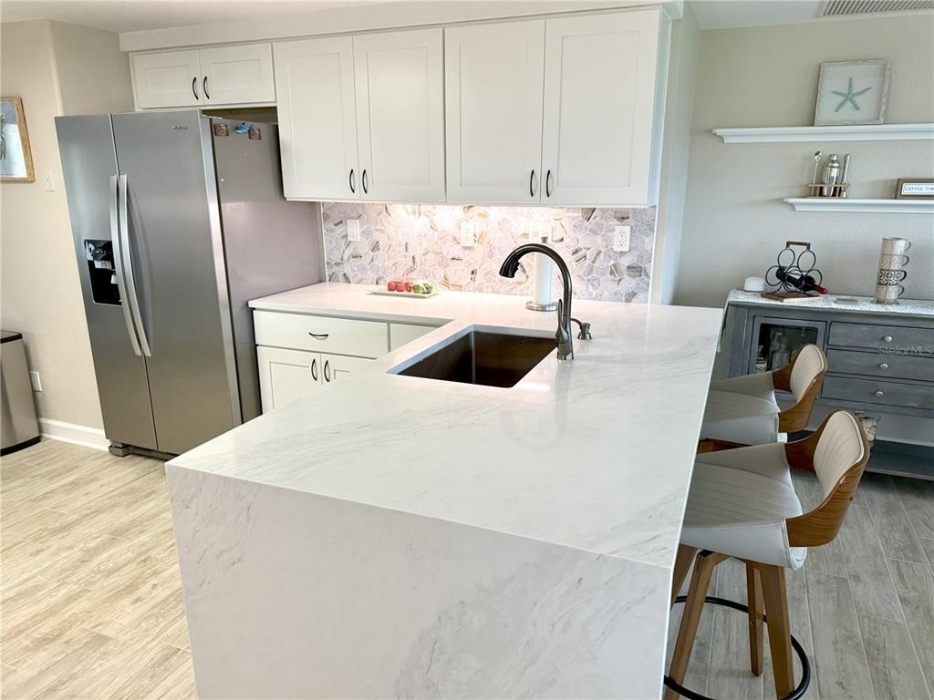 1153 Clark Street - Photo 10