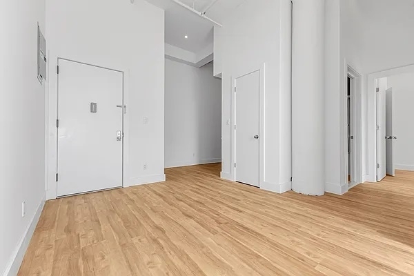 81 Willoughby Street - Photo 2