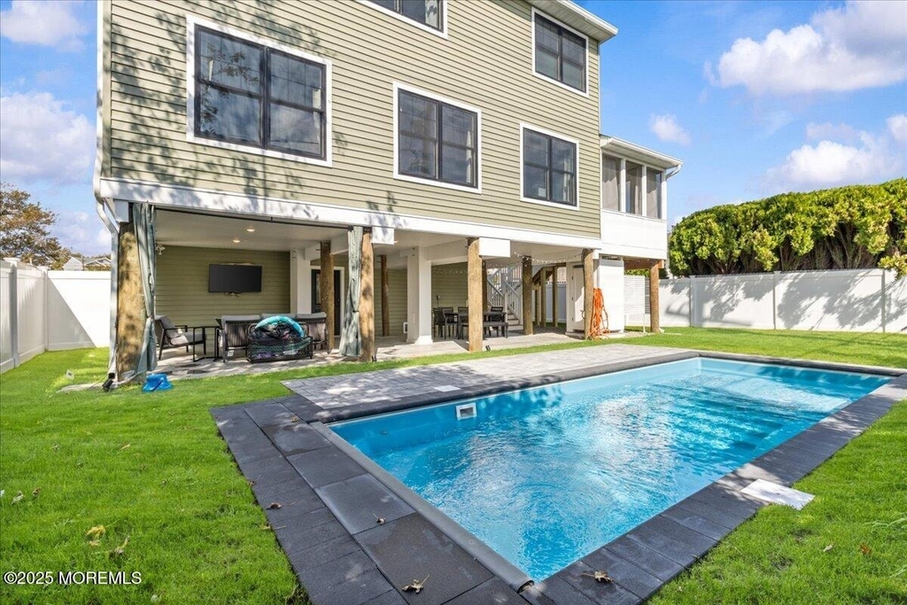 1608 East Street - Photo 7