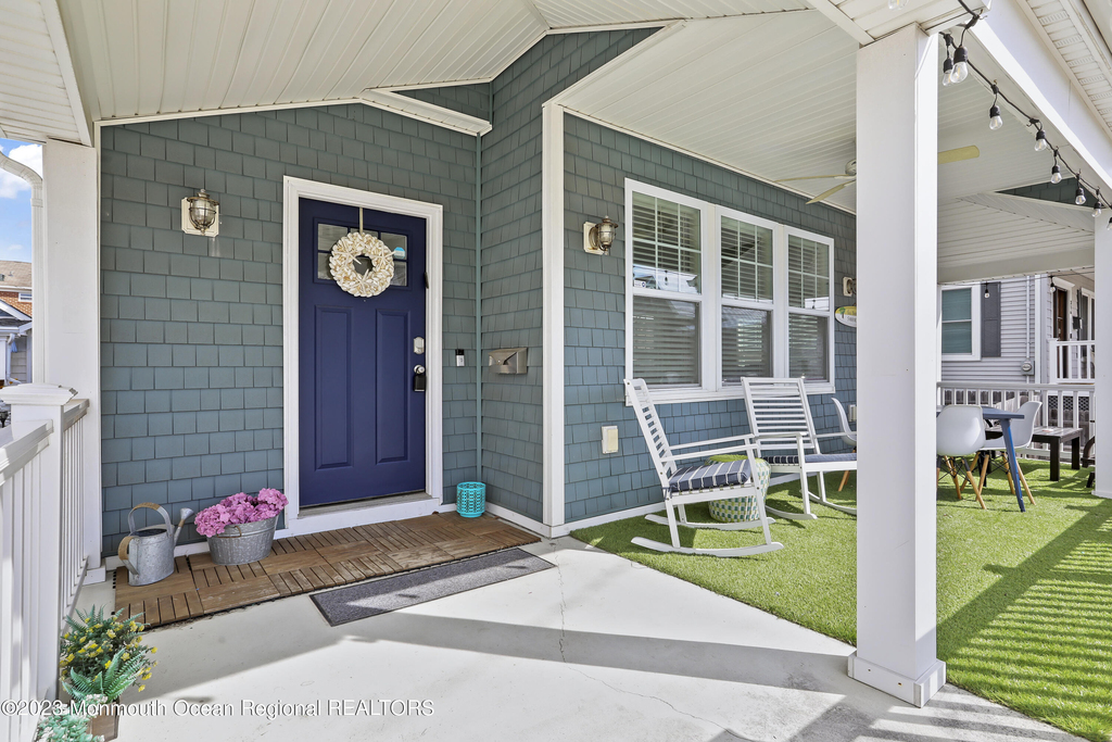316 Park Place Avenue - Photo 3