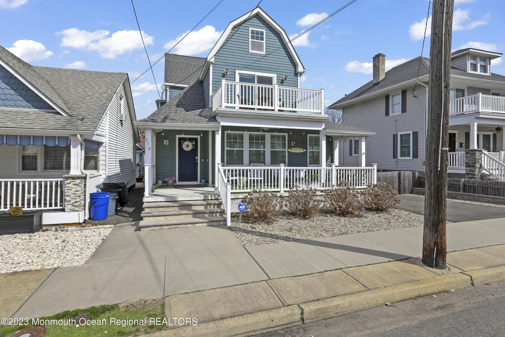 316 Park Place Avenue - Photo 2
