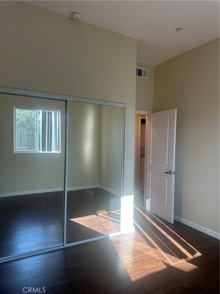 14233 Tiara Street - Photo 17