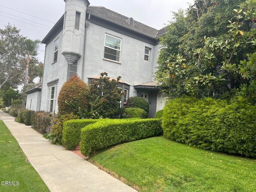 368 Crescent Drive - Photo 0