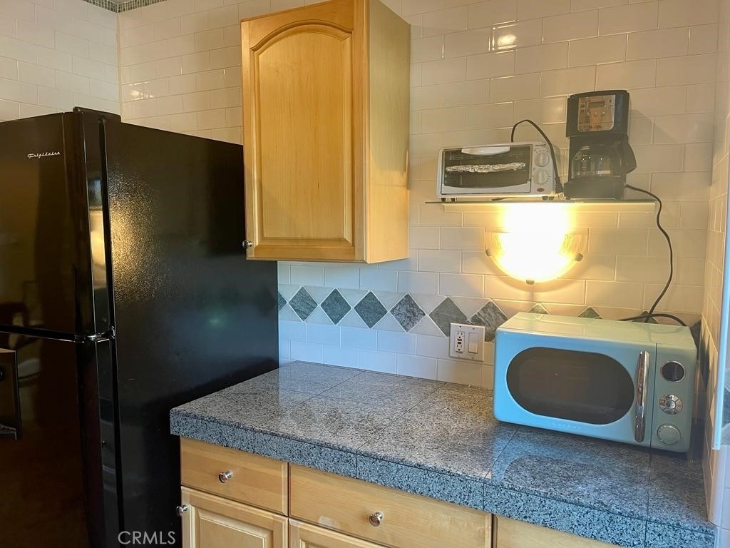 1308 Benedict Drive - Photo 4