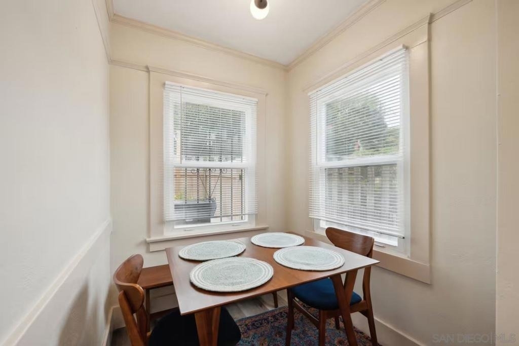2147 Guizot - Photo 4