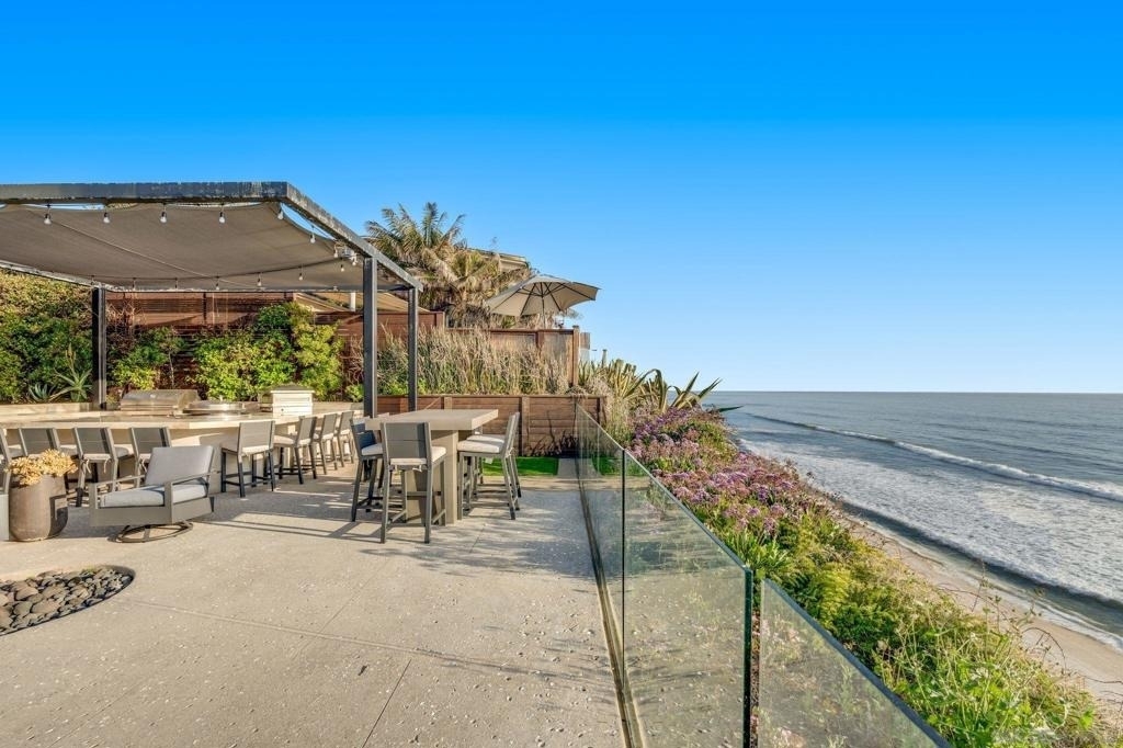 282 Neptune Avenue - Photo 8