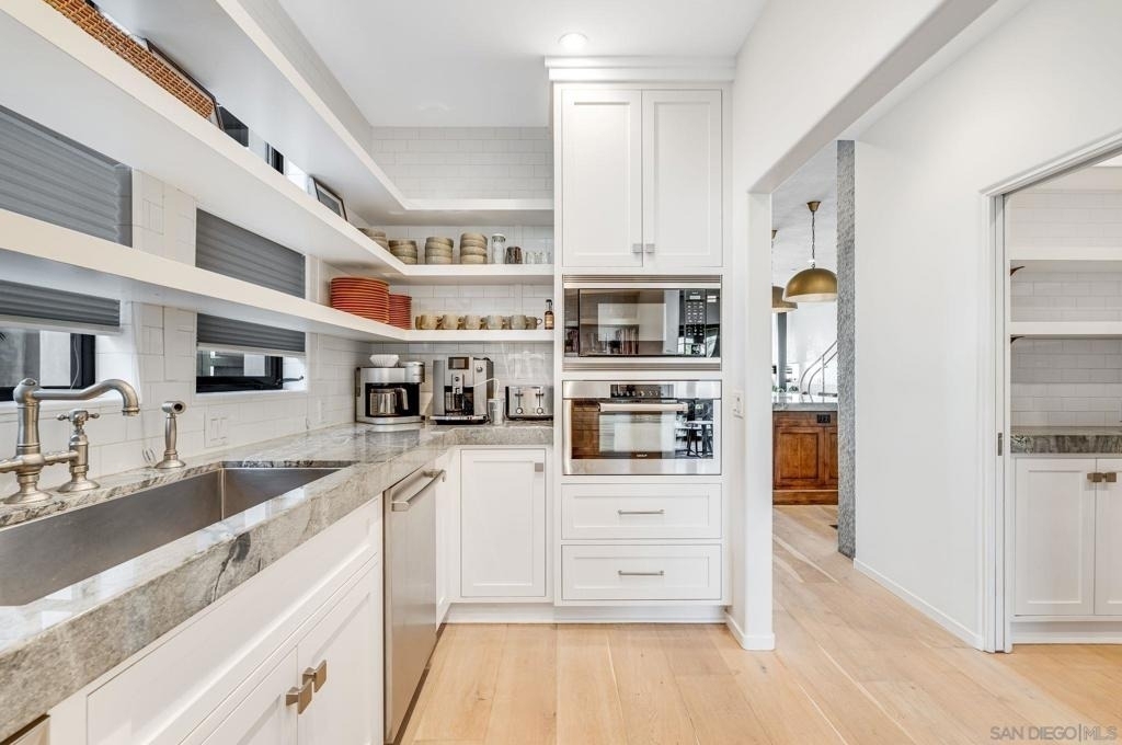 282 Neptune Avenue - Photo 18