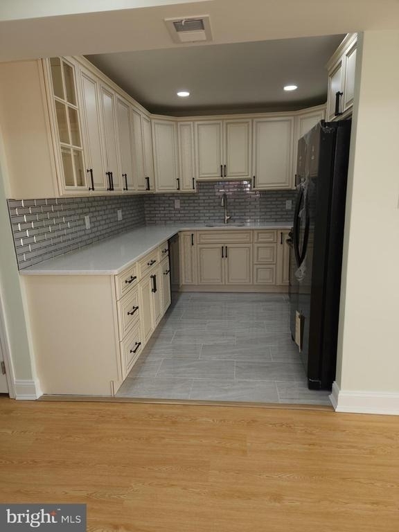 8303 Ridgeway Street - Photo 9