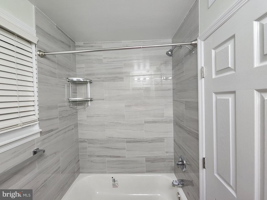 8303 Ridgeway Street - Photo 17