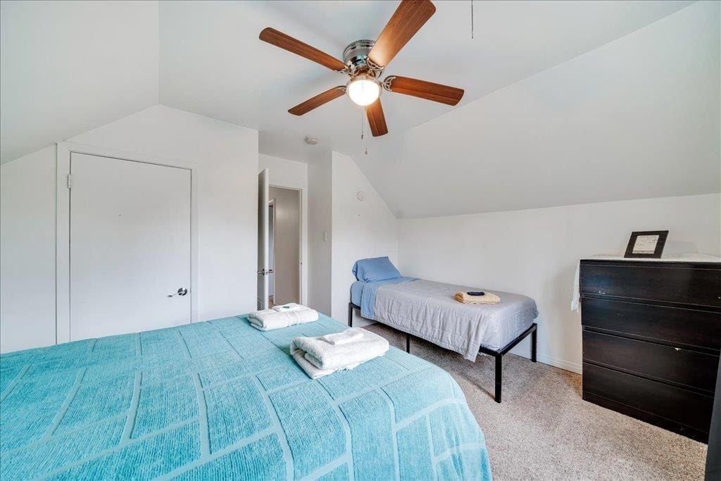 8001 Briarwood Ln - Photo 20