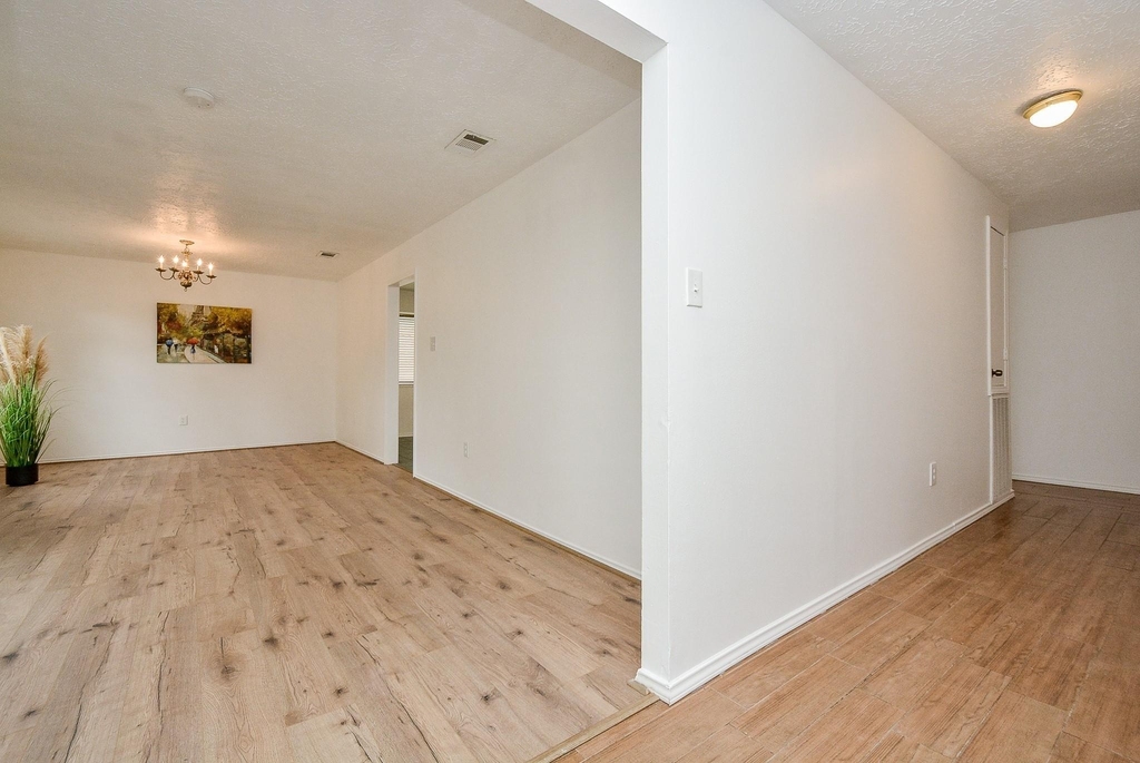 3315 Honey Creek Drive - Photo 2