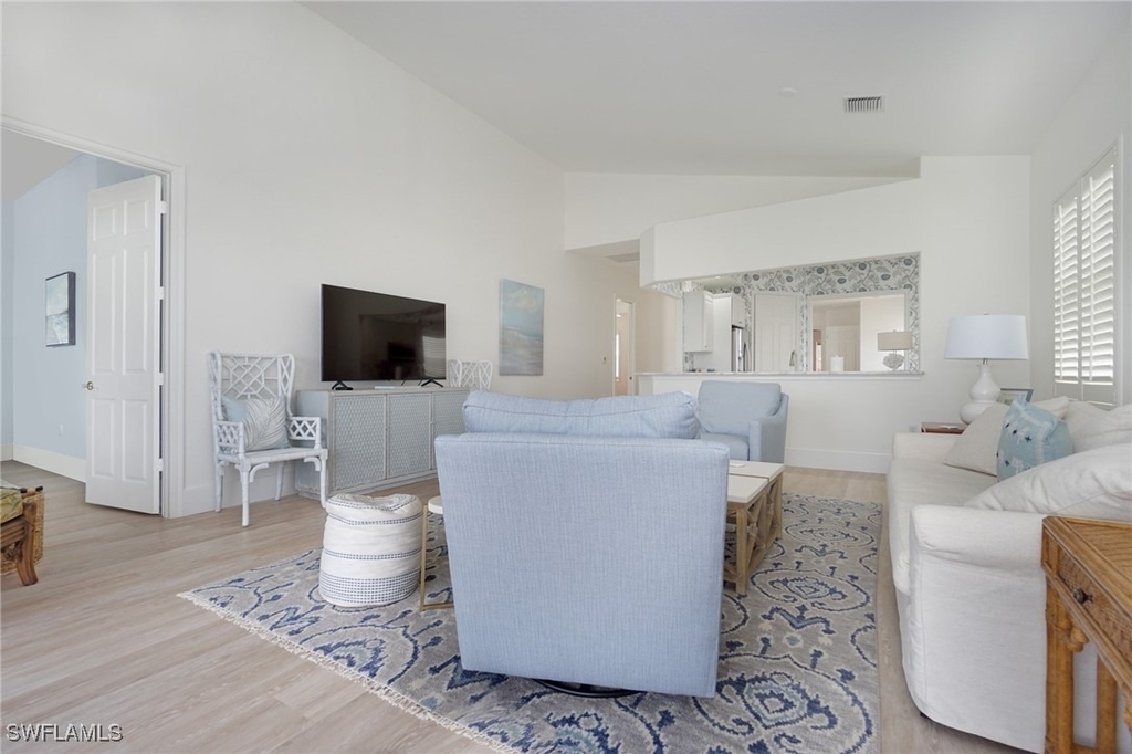 4740 Stratford Court - Photo 3