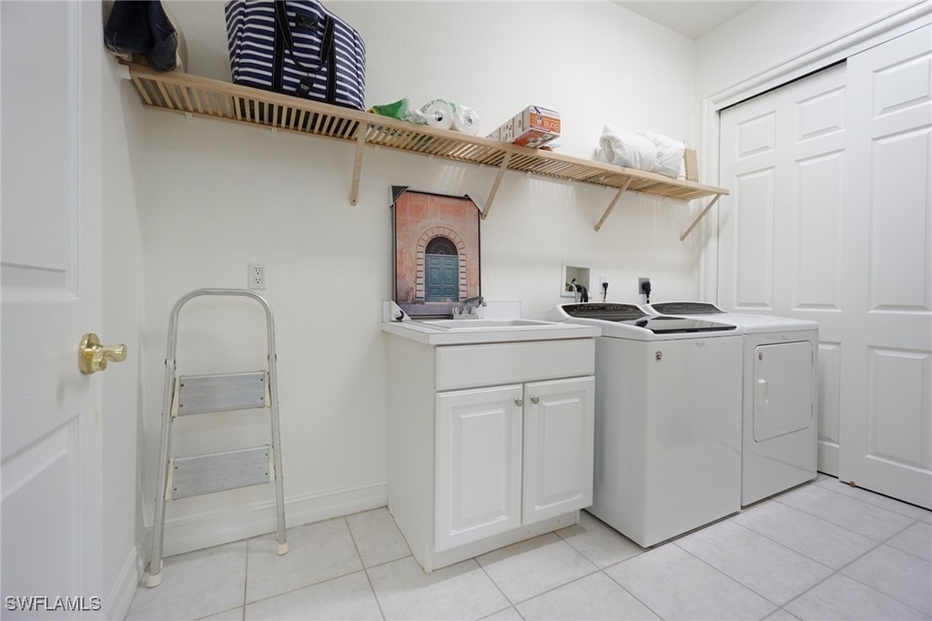 4740 Stratford Court - Photo 16
