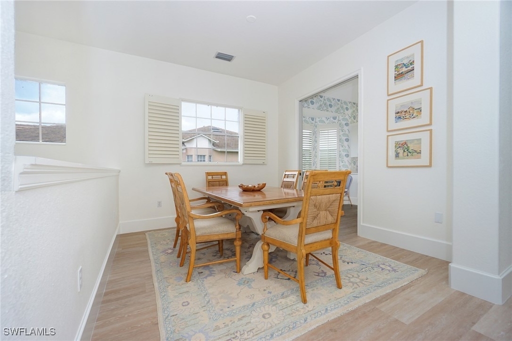 4740 Stratford Court - Photo 8
