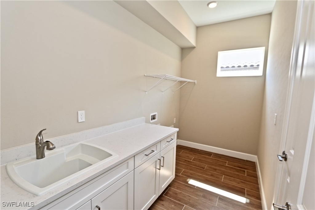 8437 Rosa Court - Photo 15