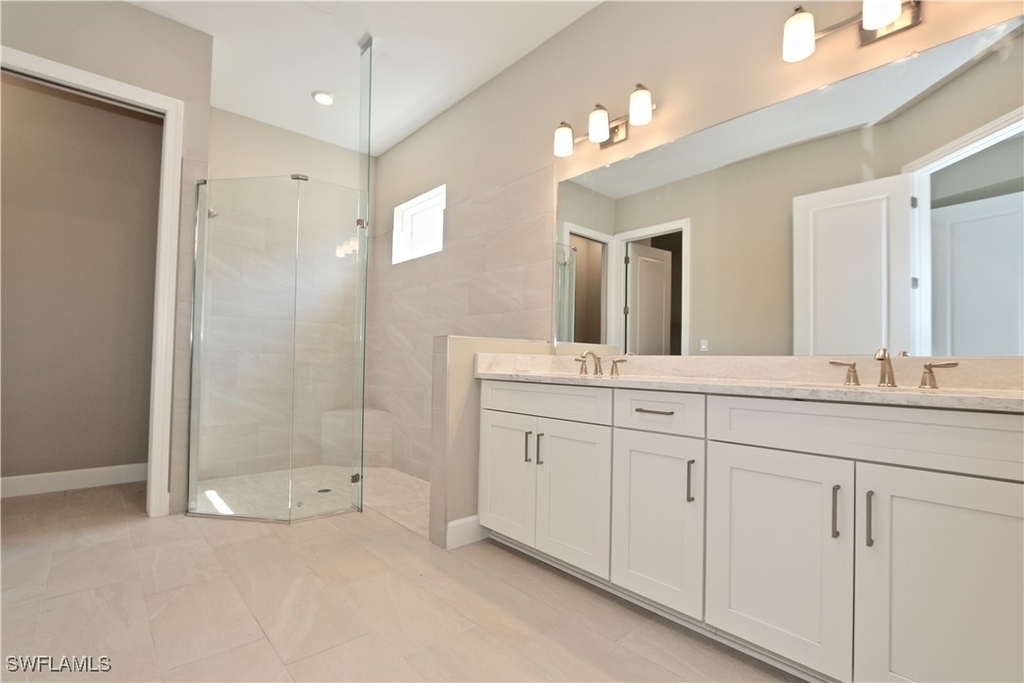 8437 Rosa Court - Photo 9