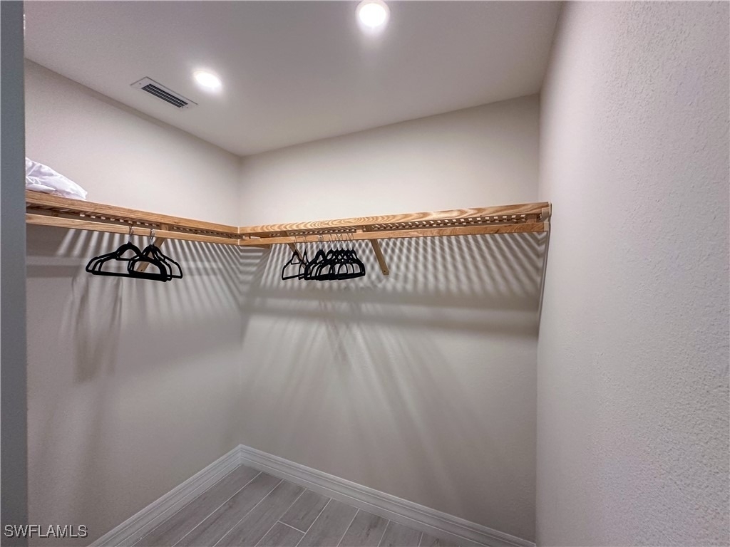 220 Indies Dr E - Photo 28