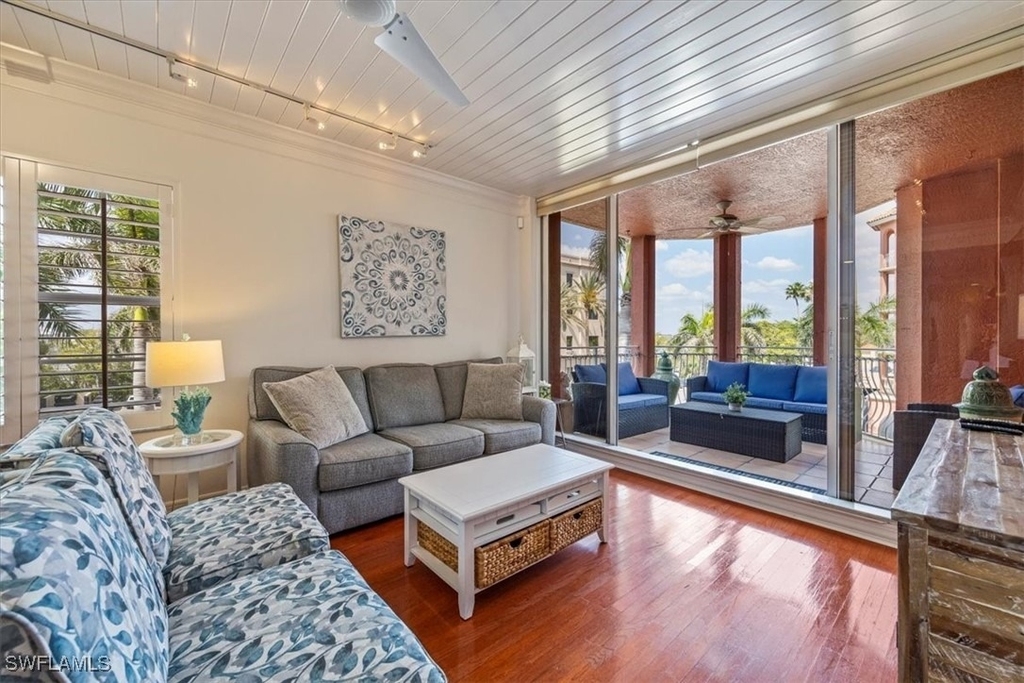 410 Bayfront Place - Photo 1