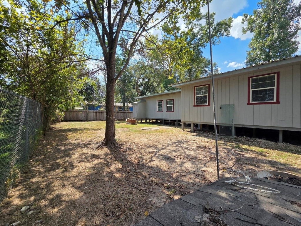 22884 Oakmont Drive - Photo 4