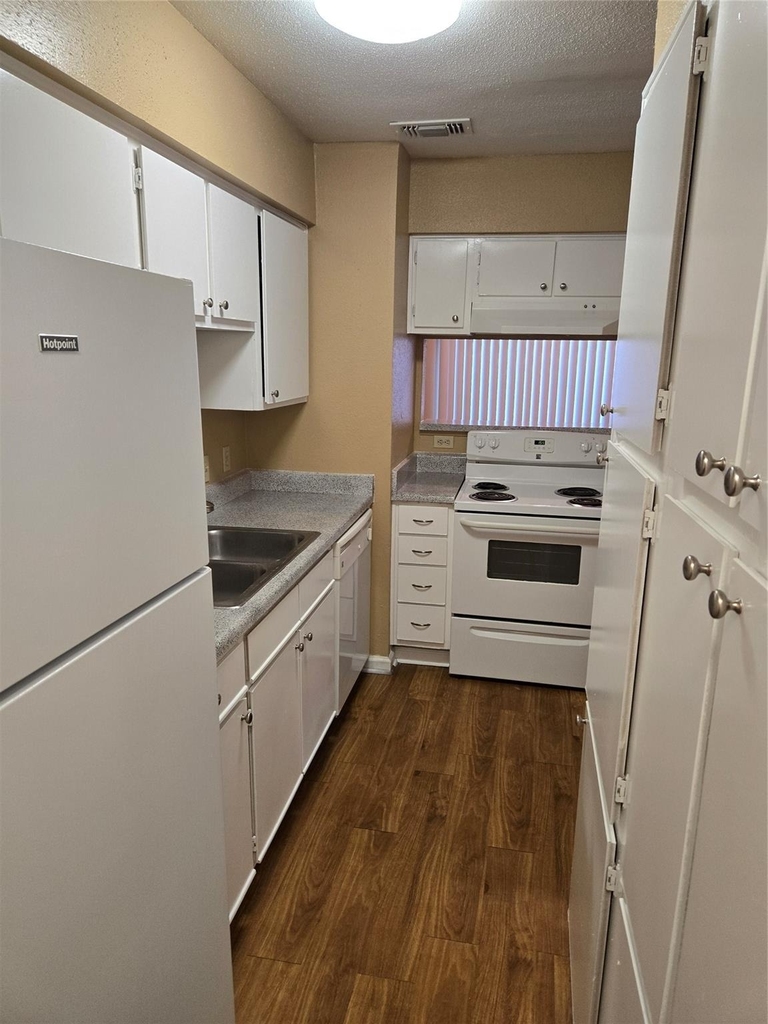 13210 Old Richmond Road - Photo 11