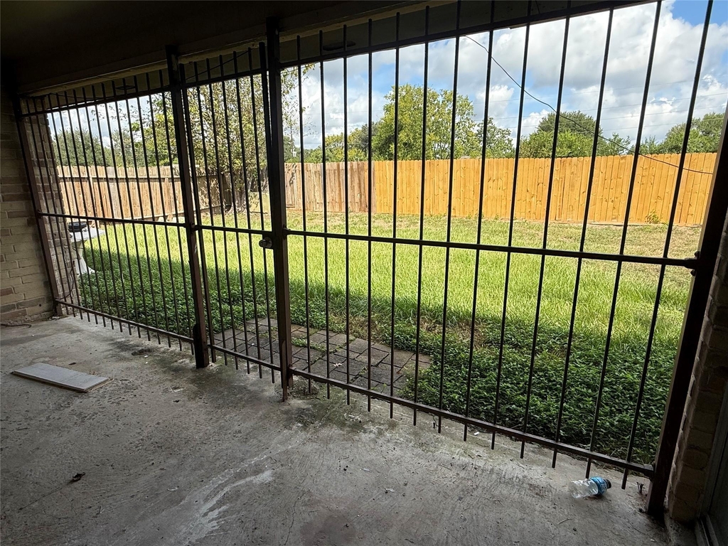 2114 W Greens Road - Photo 9
