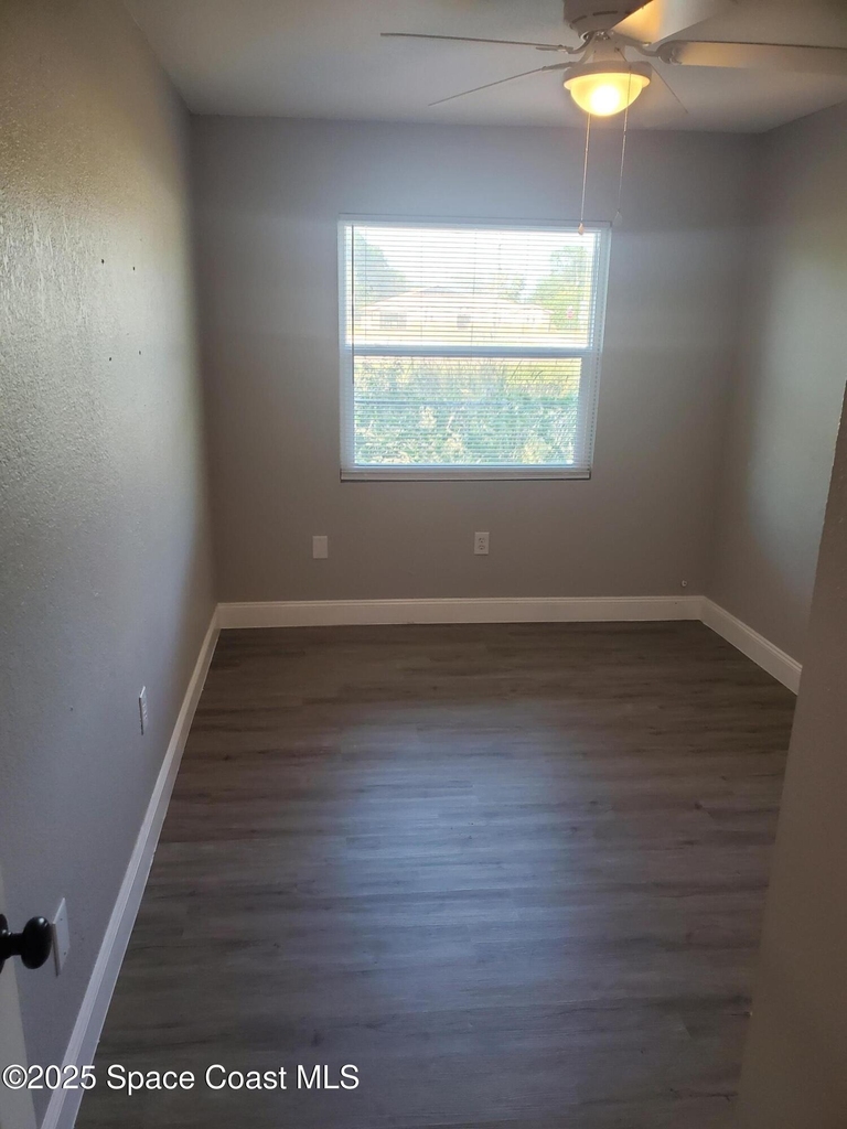 1105 Santa Rosa Drive - Photo 2