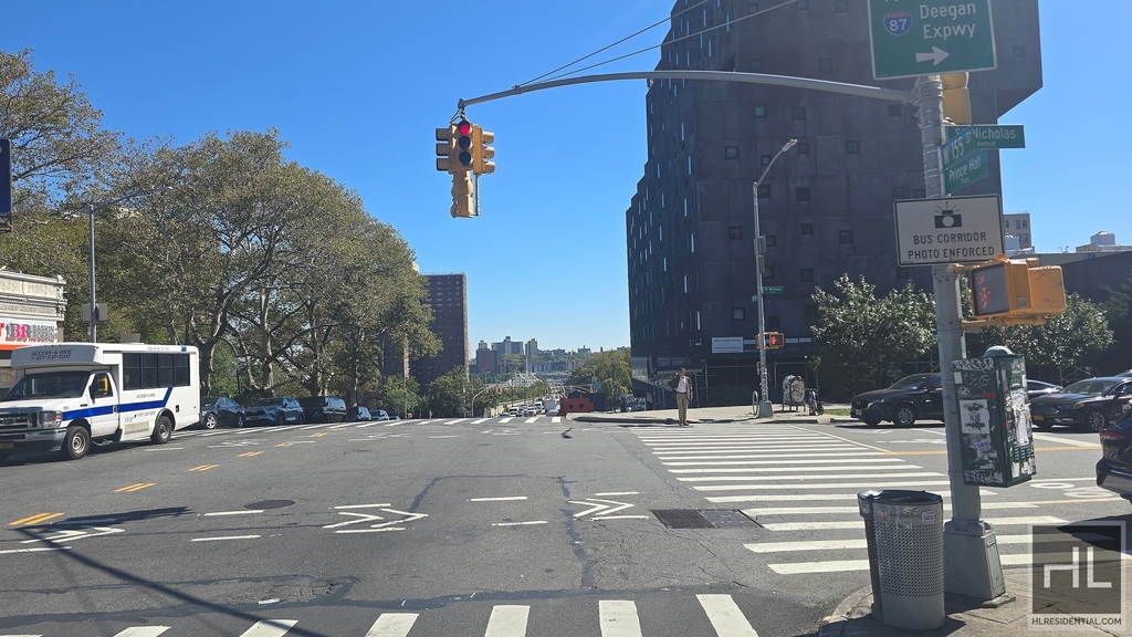 Saint Nicholas Avenue - Photo 13