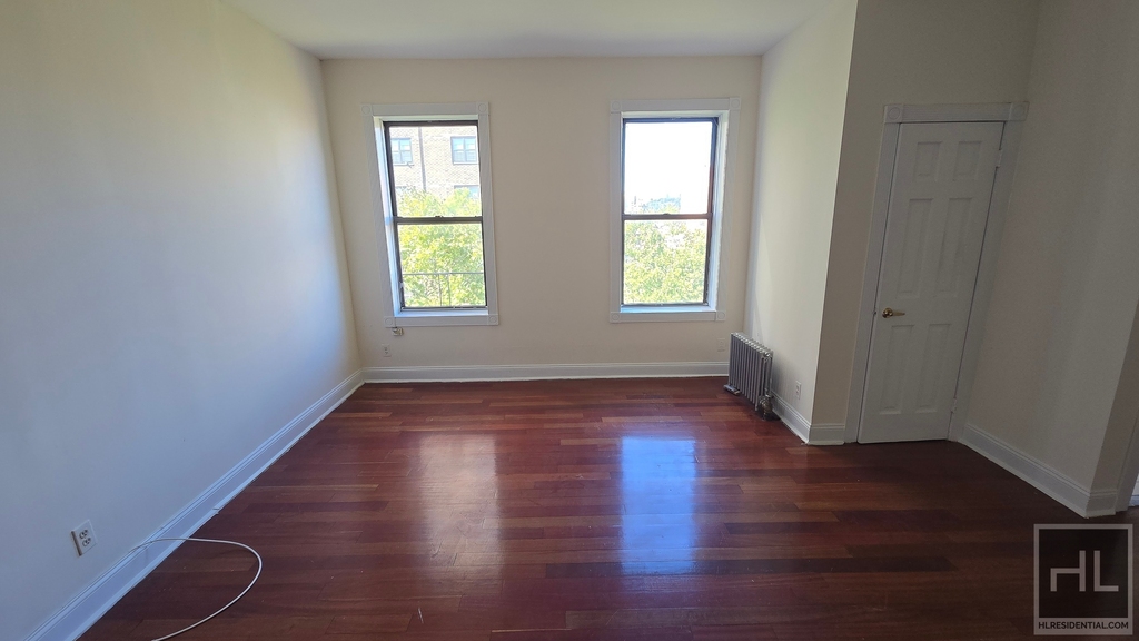 Saint Nicholas Avenue - Photo 6