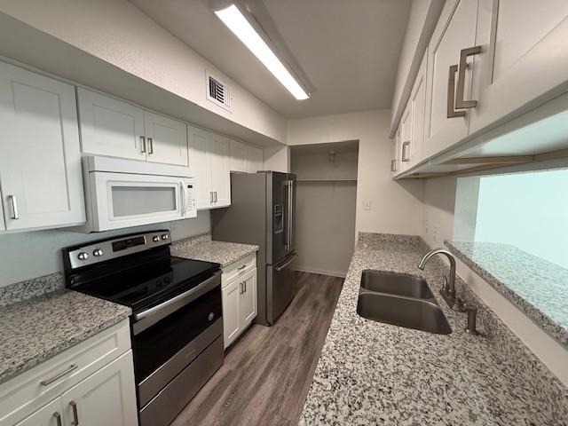 7200 W T C Jester Boulevard - Photo 1