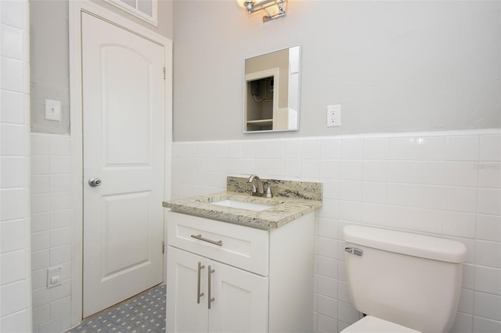 1028 Ne 3rd Avenue - Photo 10