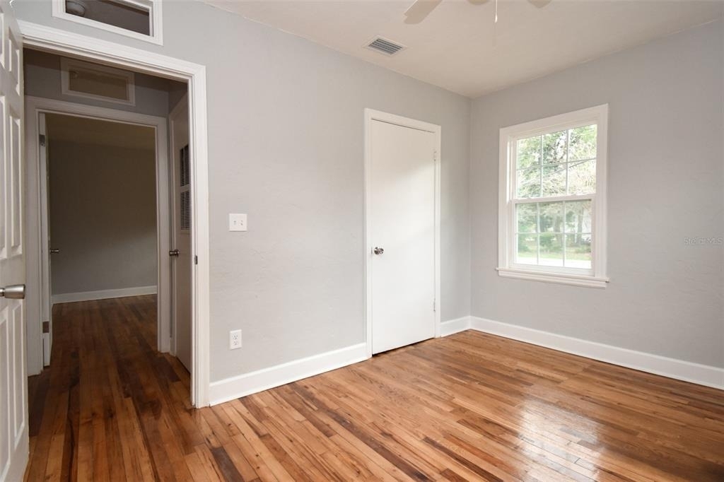 1028 Ne 3rd Avenue - Photo 9
