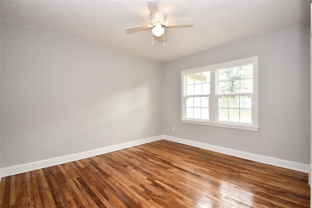 1028 Ne 3rd Avenue - Photo 6