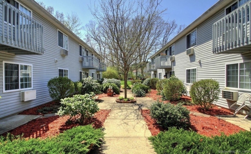256 Peck Lane - Photo 3