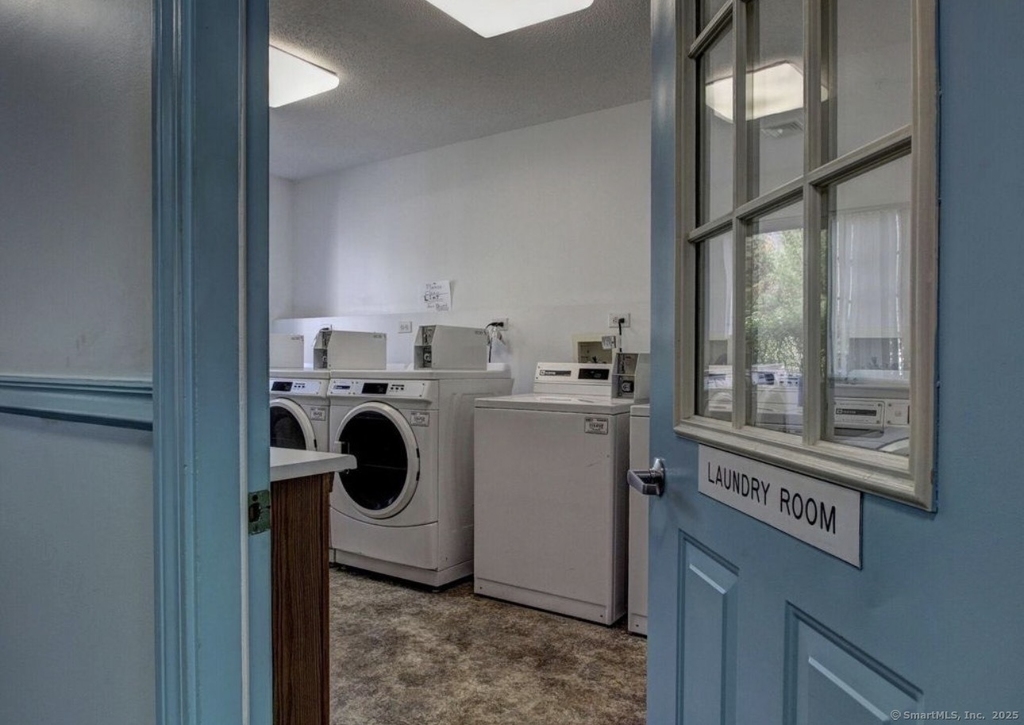 256 Peck Lane - Photo 5