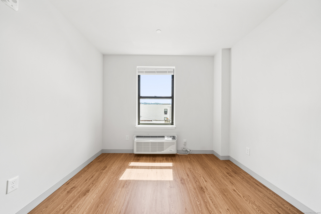 158 Main Street - Photo 11